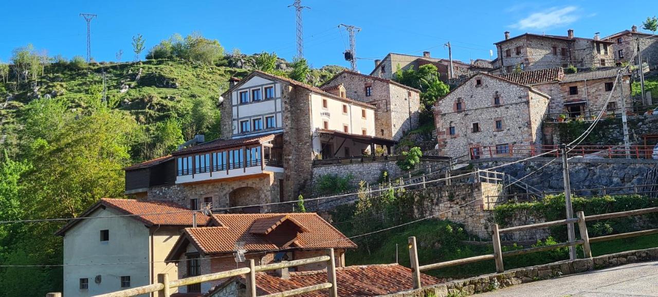 Taberna De Tresviso Otel Dış mekan fotoğraf