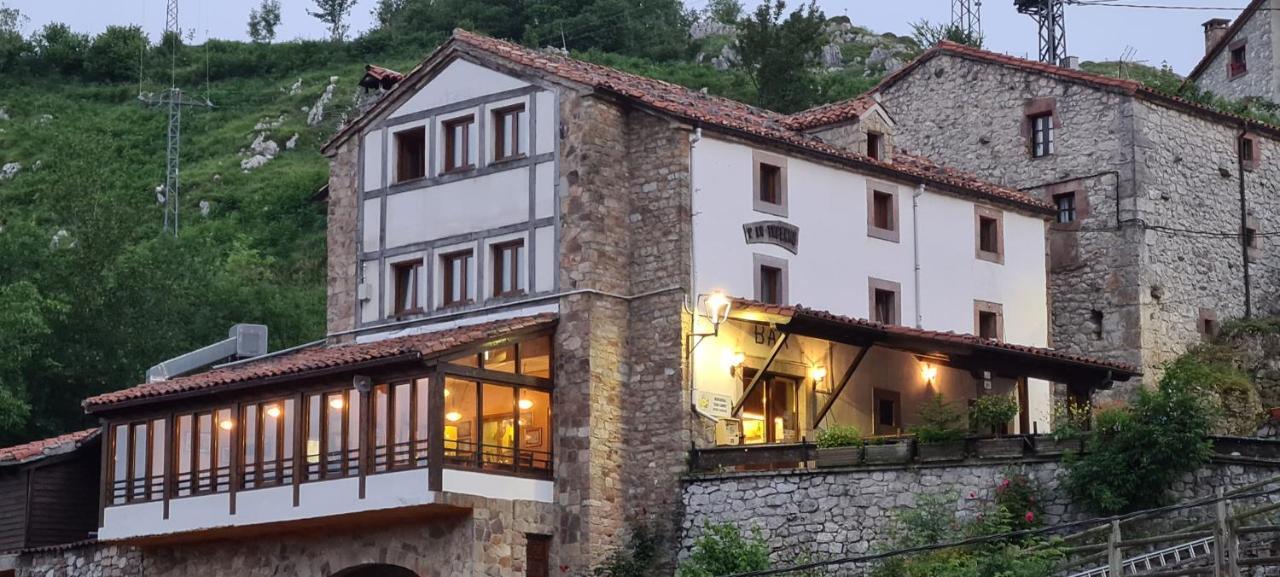 Taberna De Tresviso Otel Dış mekan fotoğraf